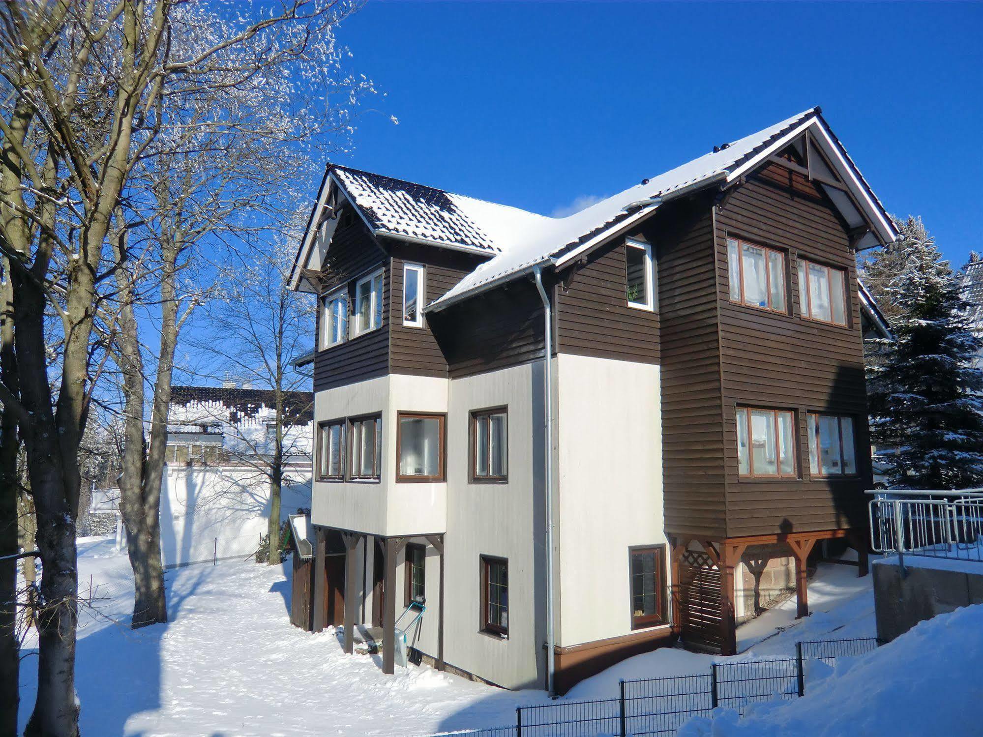 Pension & Ferienwohnung Oberhof 810 M Exterior foto